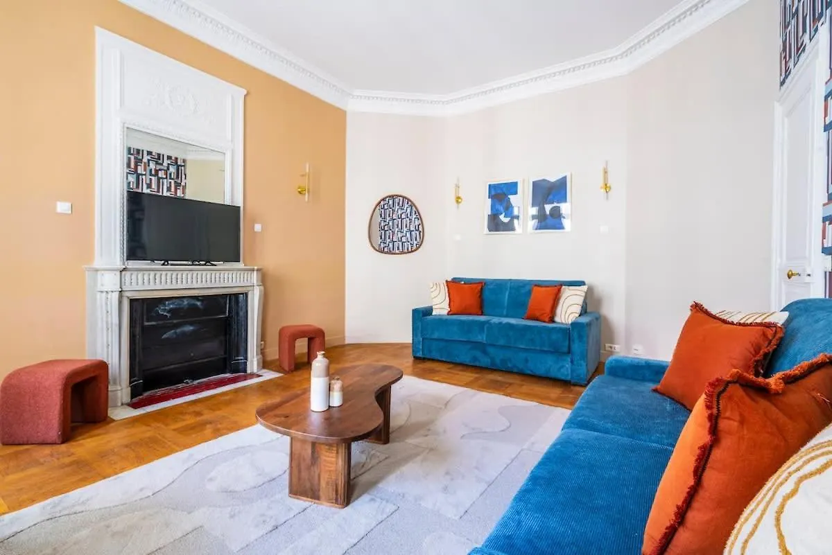 Elegant Appartement - Proche Arc De Triomphe Paris 0*,