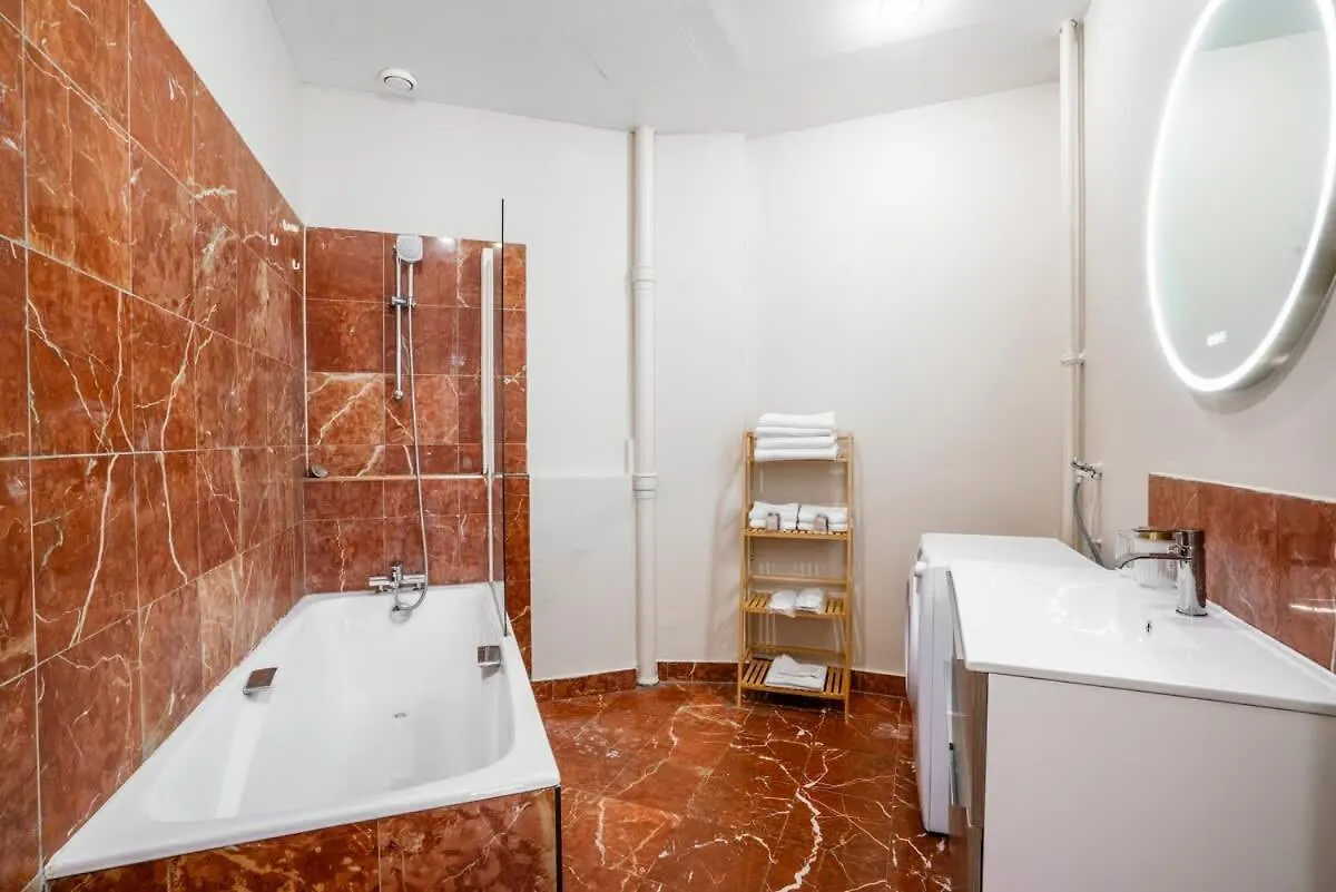Apartment Elegant Appartement - Proche Arc De Triomphe Paris